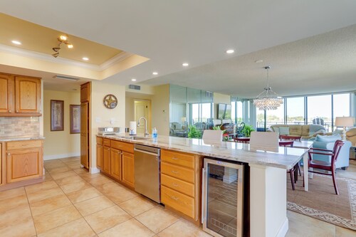 Treasure Island Resort Condo w/ Beach Access!