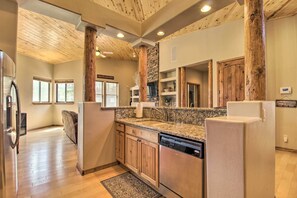 House (3 Bedrooms) | Interior - Golf Course & Lake Views: Luxe Show Low Cabin (Show Low)