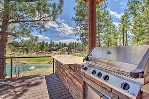 House (3 Bedrooms) | Interior - Golf Course & Lake Views: Luxe Show Low Cabin (Show Low)