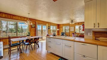 Rumah (3 Bedrooms) | Interior