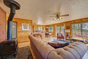 Nhà (3 Bedrooms) | Nội thất