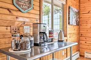 House (3 Bedrooms) | Interior - 4 Mi to Rocky Moutain Nat'l Park: Grand Lake Home! (Grand Lake)