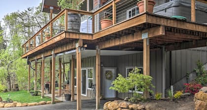 Lovely Canyon View Apartment w/ Patio & Yard