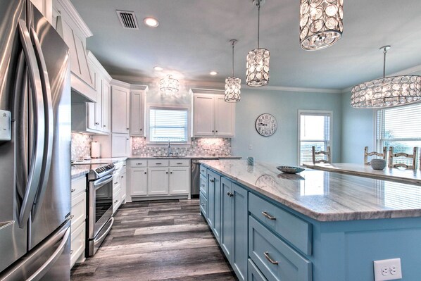 House (6 Bedrooms) | Interior - Luxe Stilted Home w/ Kayaks: Walk to Beach (Dauphin Island)