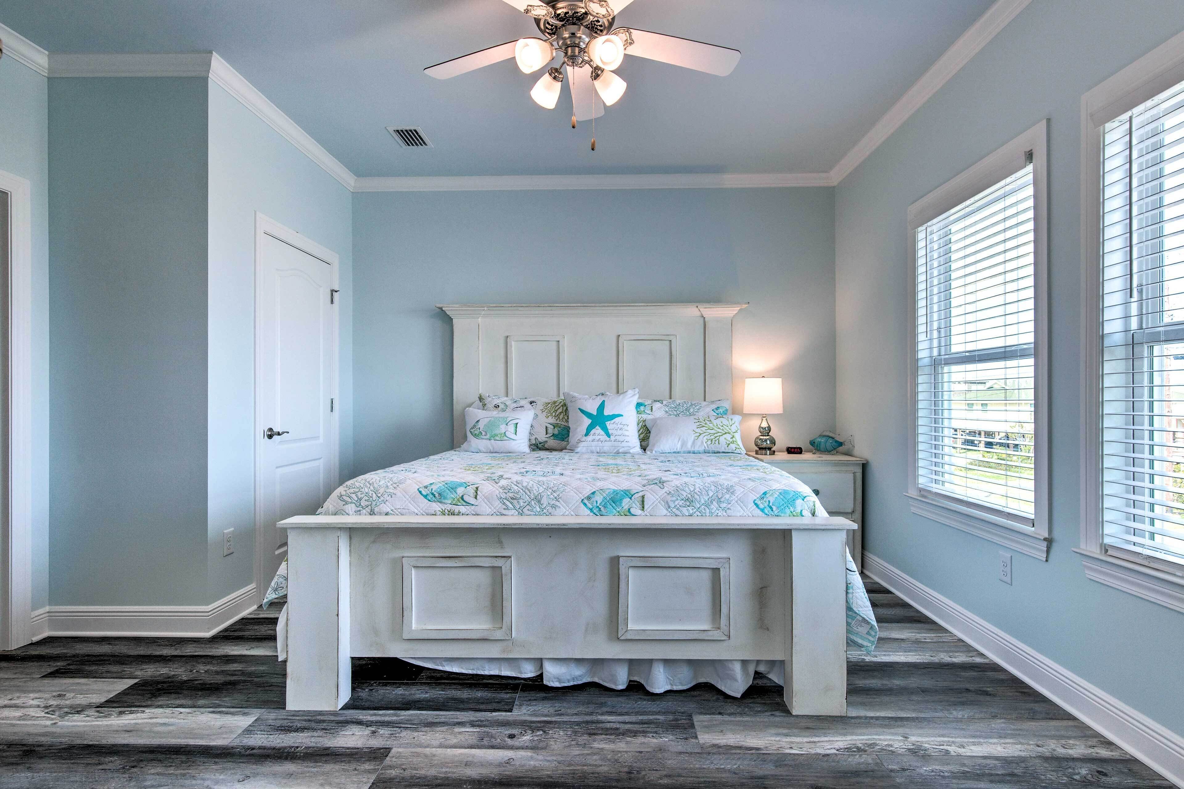 House (6 Bedrooms) | Interior