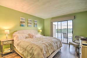 Apartment (2 Bedrooms) | Interior - Balcony & Views: Sunny Indian Shores Condo! (Indian Shores)