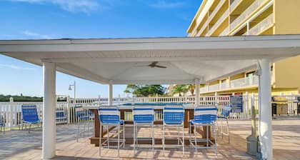 Balcony & Views: Sunny Indian Shores Condo!