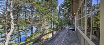 Cozy Cottage on Cat Cove w/ Wraparound Deck!