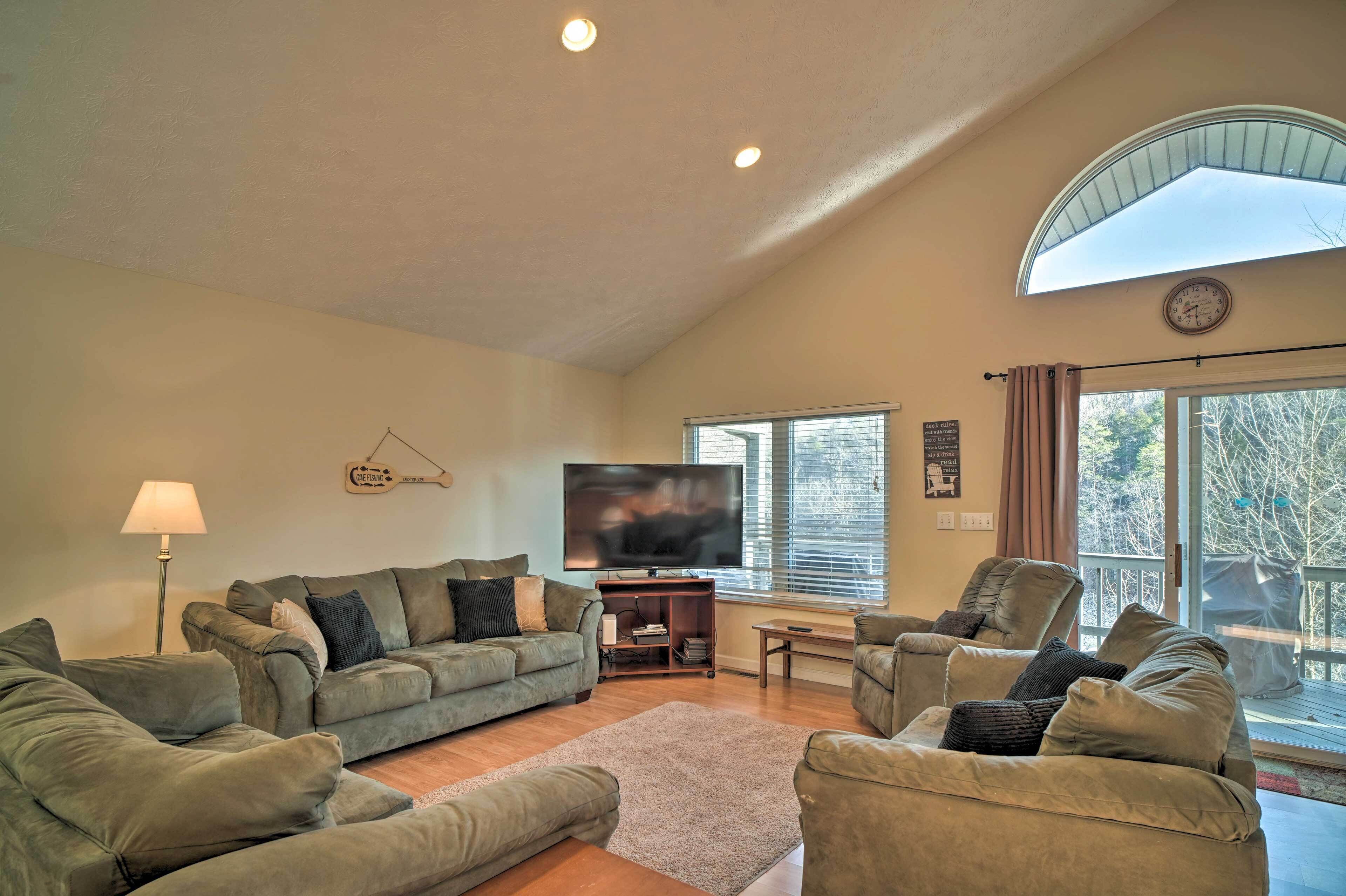 House (4 Bedrooms) | Interior