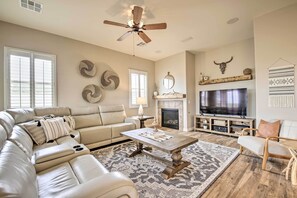 House (3 Bedrooms) | Interior