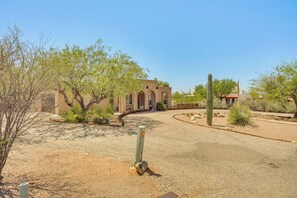 House (4 Bedrooms) | Interior - 'bear Canyon Casa' - Tucson Home Base w/ Mtn Views (Tucson)
