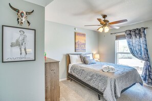 House (4 Bedrooms) | Interior - 'bear Canyon Casa' - Tucson Home Base w/ Mtn Views (Tucson)