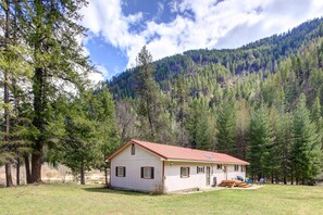 House (3 Bedrooms) | Exterior - Angler's Dream Remote Escape on Bull River! (Noxon)