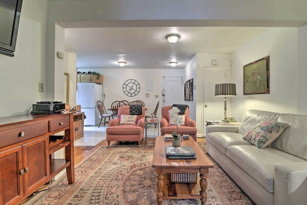 Apartment (2 Bedrooms) | Front of property - Quaint Yonkers Condo - 1 Block to Hudson River! (Yonkers)