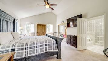 House (5 Bedrooms) | Interior