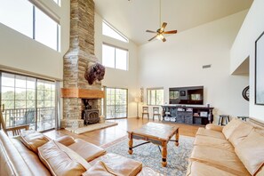 House (5 Bedrooms) | Interior - Sauna, Deck & Fire Pit: 'rocking Horse Ranch' (Payson)
