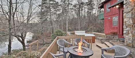 House (4 Bedrooms) | Front of property