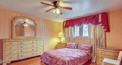 8 Mi to Liberty Bell! Spacious & Charming Home