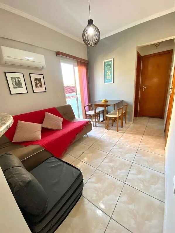 50-inch Smart TV with cable channels, TV