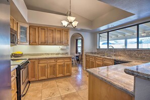 House (4 Bedrooms) | Interior - 3 Mi to Westgate: Desert Home w/ Hot Tub in Peoria (Peoria)