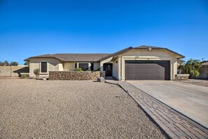 House (4 Bedrooms) | Interior - 3 Mi to Westgate: Desert Home w/ Hot Tub in Peoria (Peoria)