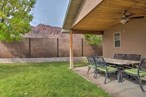 Interior - Modern Moab Townhome With Shared Pool & Hot Tub! (Moab)