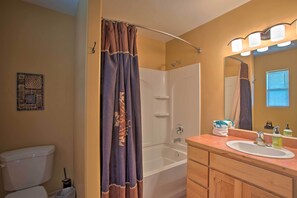 ์ํํธ (3 Bedrooms) | ์์ค