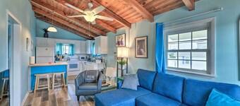 Pet-friendly Townhome, 2 Blocks to Atlantic Beach!