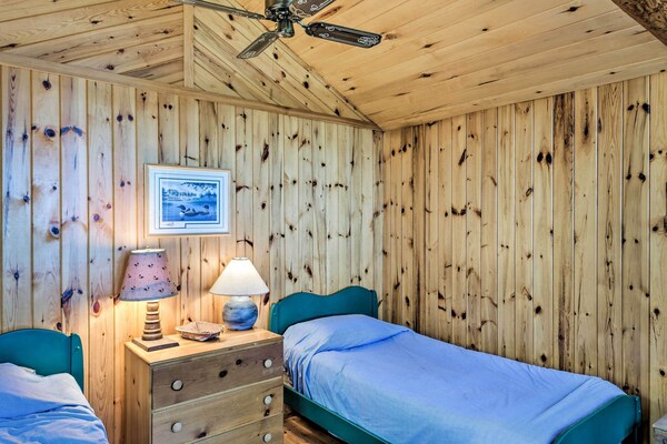 Rustic Cozy Cabin On Island Lake W/ Fire Pit, Dock - Lake George, MN