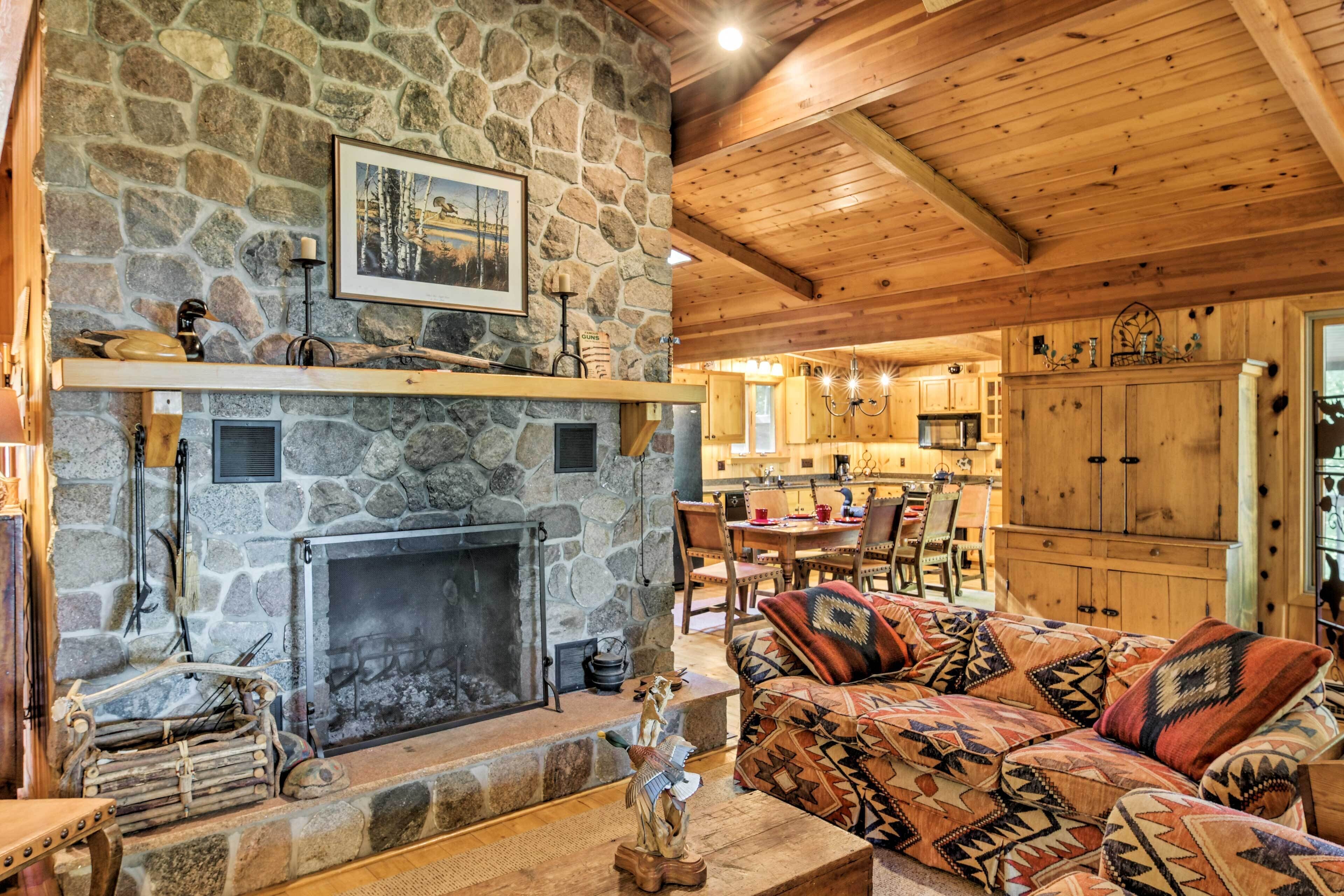 House (5 Bedrooms) | Interior
