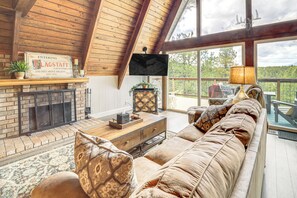 House (3 Bedrooms) | Interior - Flagstaff A-frame Cabin w/ Deck & Lovely Views! (Flagstaff)