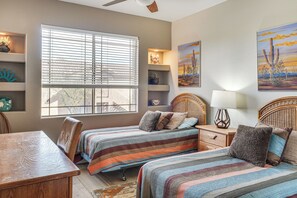 Apartment (3 Bedrooms) | Interior - Oro Valley Condo - Nearby Golf & Hiking! (Oro Valley)