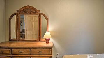 Rumah (2 Bedrooms) | Interior