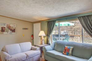 House (4 Bedrooms) | Interior - People and Paws Vacation Home by Wisconsin Dells! (Lyndon Station)