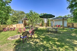 House (4 Bedrooms) | Interior - People and Paws Vacation Home by Wisconsin Dells! (Lyndon Station)