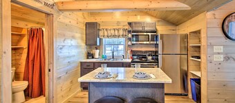 Sebago Lake Haven: Water Views, Steps to Shoreline