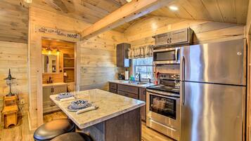 Apartment (0 Bedroom) | Bahagian dalam