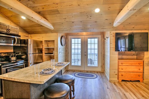 Sebago Lake Haven: Water Views, Steps to Shoreline