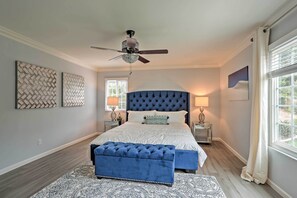 House (5 Bedrooms) | Interior