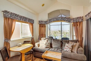 Casa (1 Bedroom) | Interior