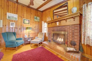 Interior - 'the Red Loft' Candler Cottage Near Hiking Trails! (Candler)