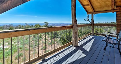 Pet-friendly Moab Cabin w/ Mtn Views & Bbq!