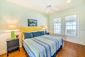 House (5 Bedrooms) | Interior - Waterfront Perdido Beach House w/ Canoes & Kayaks! (Elberta)