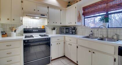 Tahlequah Duplex w/ Screened-in Porch & Fire Pit!