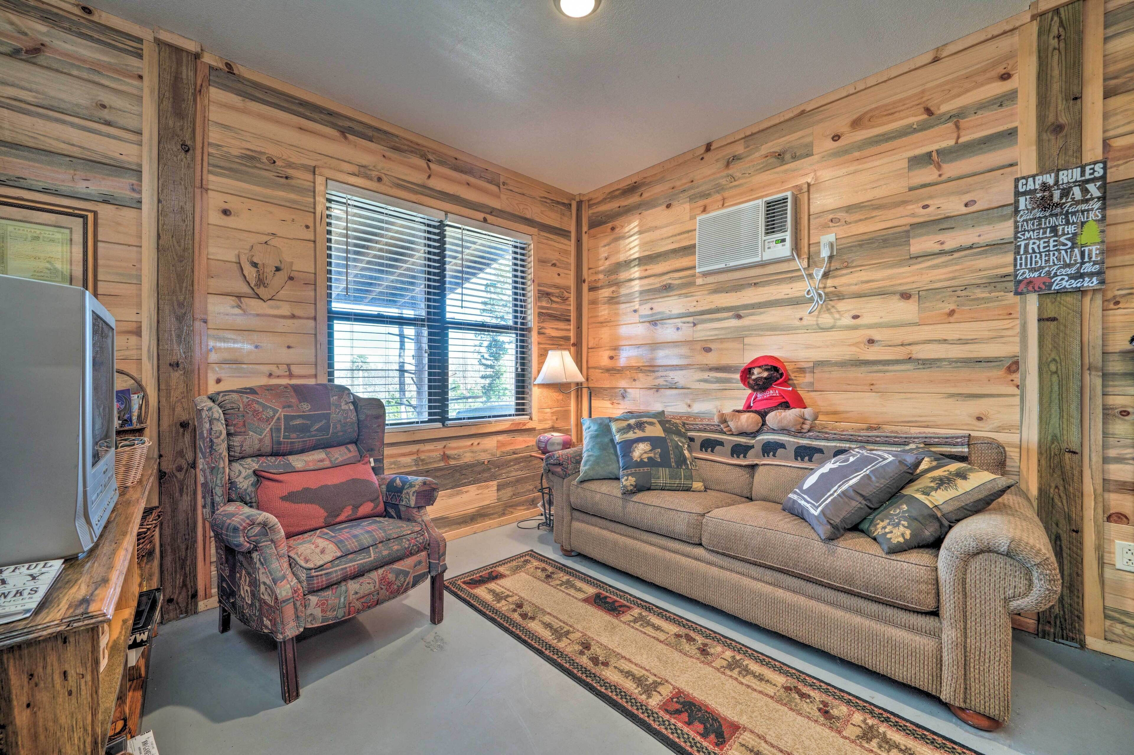 House (1 Bedroom) | Interior