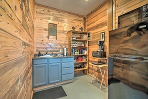 House (1 Bedroom) | Interior