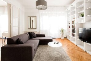 Apartment | Living area