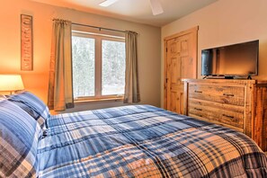 House (2 Bedrooms) | Interior - Drake Home on Big Thompson River - 3 Mi. to Estes! (Drake)