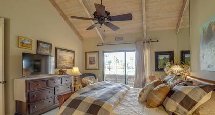 Mtn-view Rancho Mirage Condo w/ Lakefront Patio