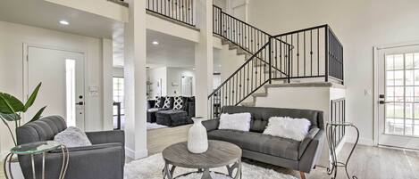 House (3 Bedrooms) | Front of property